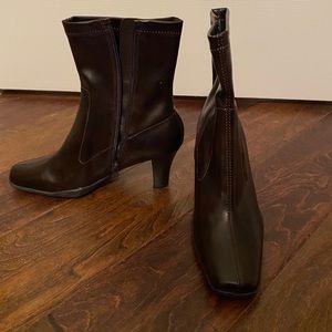 Naturalizer Mid calf boot